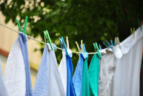 Nền dùng kẹp để phơi quần áo tốt hơn